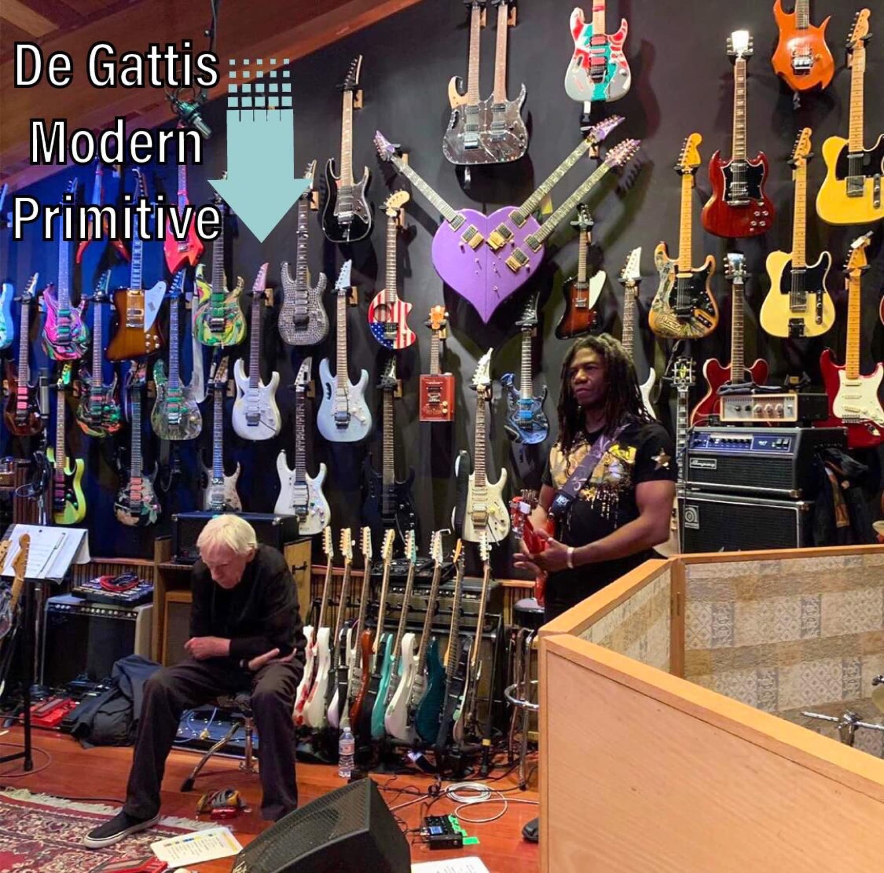 A sala de instrumentos de Steve Vai, com a Modern Primitive entre as guitarras