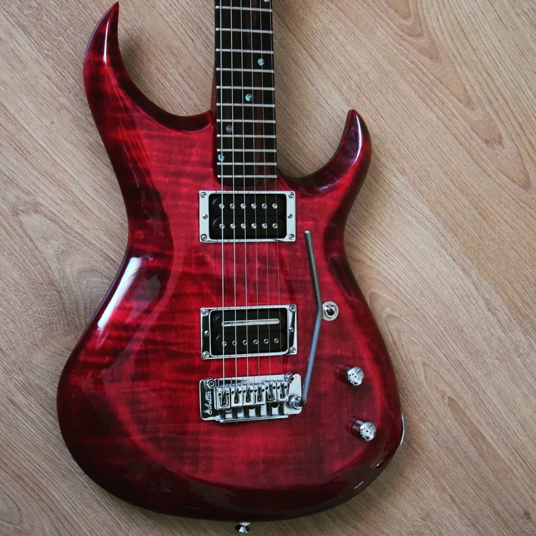 Quasar — guitarra De Gattis descatalogado